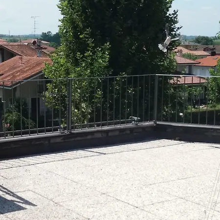 La Casa Sui Tetti Апартаменты *
